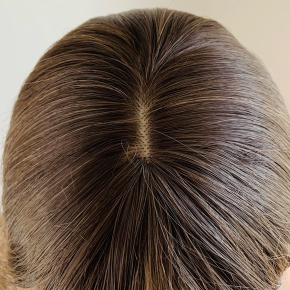 Very Pretty Ombre Golden Brown Synthetic Wig with Bangs - Picture 3 of 11